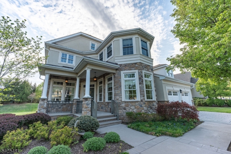 Four Seasons Promenade - Residential