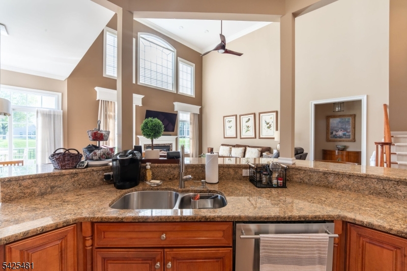 Four Seasons Promenade - Residential