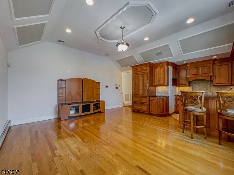 BOTANY VILLAGE - Residential Lease