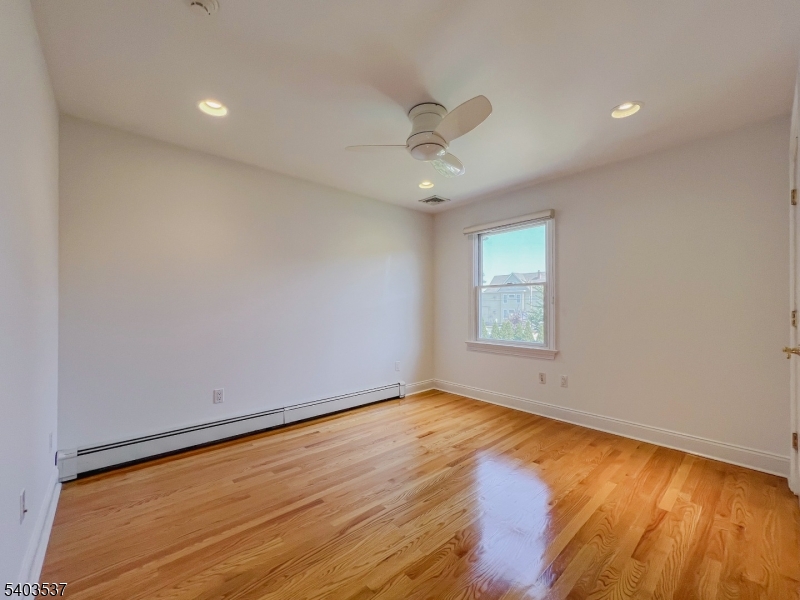 BOTANY VILLAGE - Residential Lease