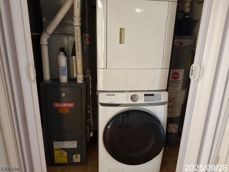 Meadowview Court - Residential