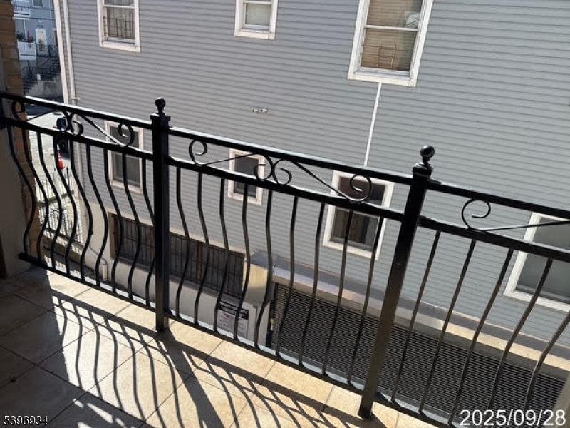 Meadowview Court - Residential