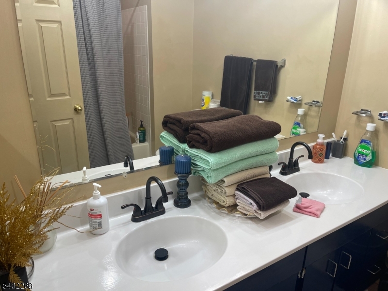 Steeplechase At Locust Grov - Residential