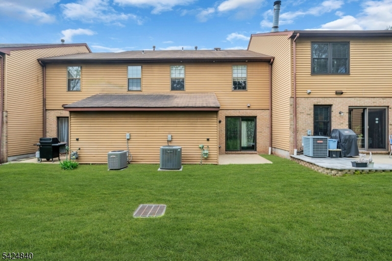 Lebanon Commons - Residential