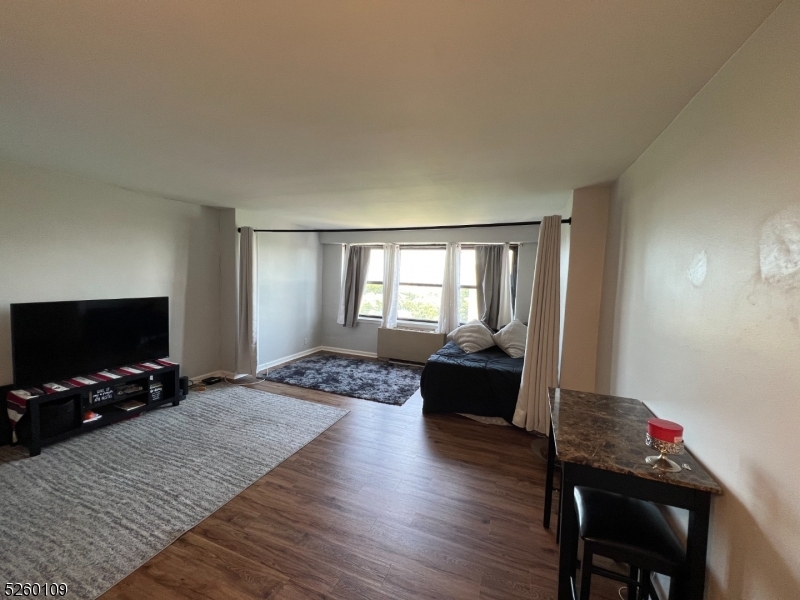 Carlton Tower - Residential Lease