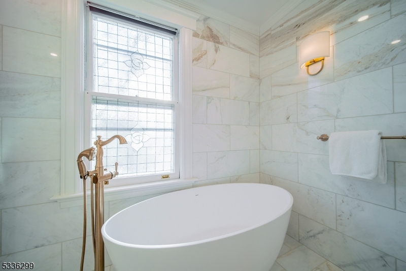 HISTORIC BOULEVARD - Residential