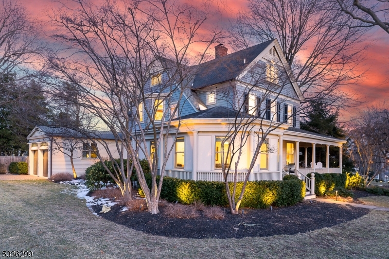 HISTORIC BOULEVARD - Residential