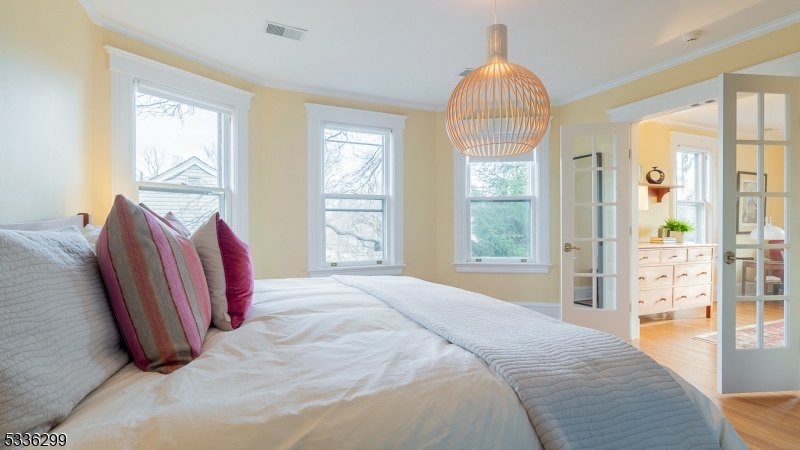 HISTORIC BOULEVARD - Residential