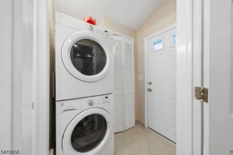 White Meadow Lake - Residential