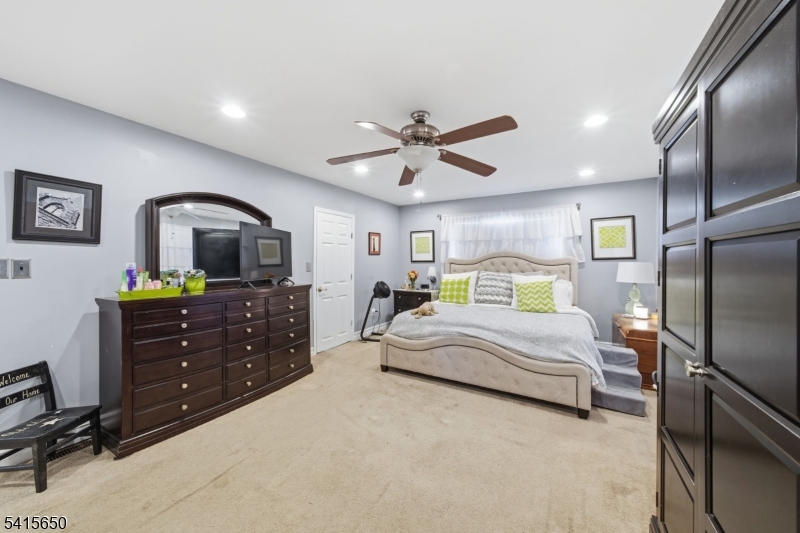 White Meadow Lake - Residential