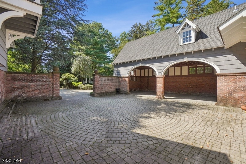 Llewellyn Park - Residential