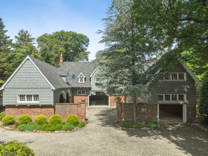 Llewellyn Park - Residential