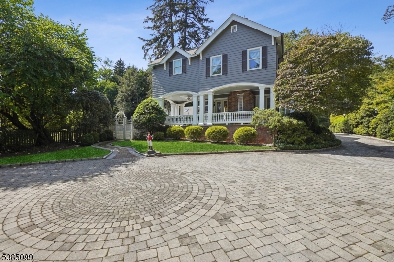 Llewellyn Park - Residential