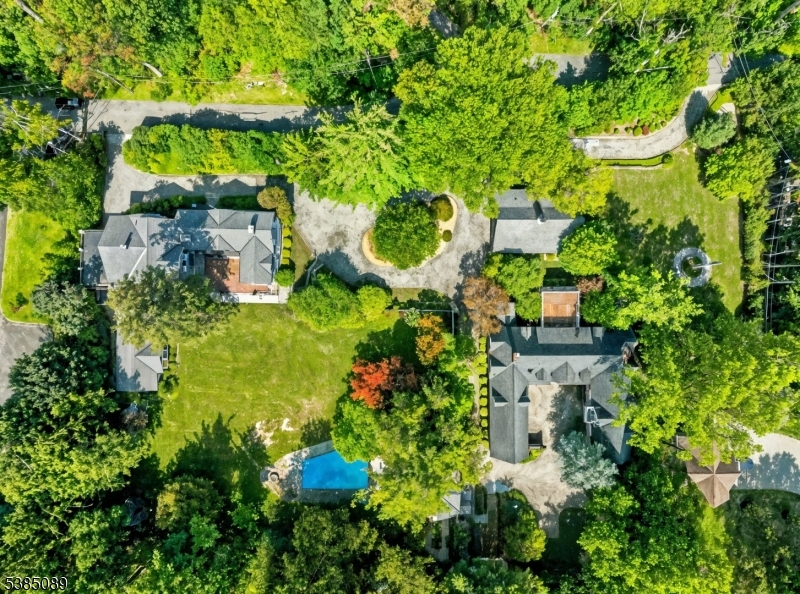 Llewellyn Park - Residential