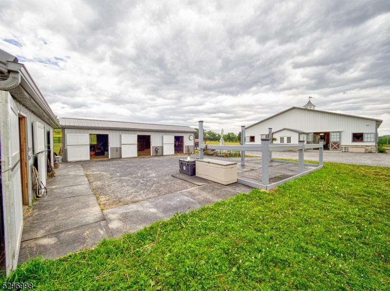 Gracious Hill Farm - Residential