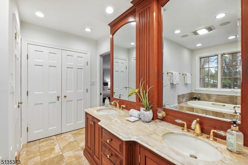 Old Short Hills/Glenwood - Residential