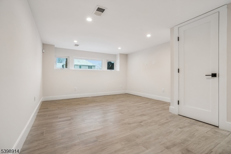 Woodside - Residential Lease