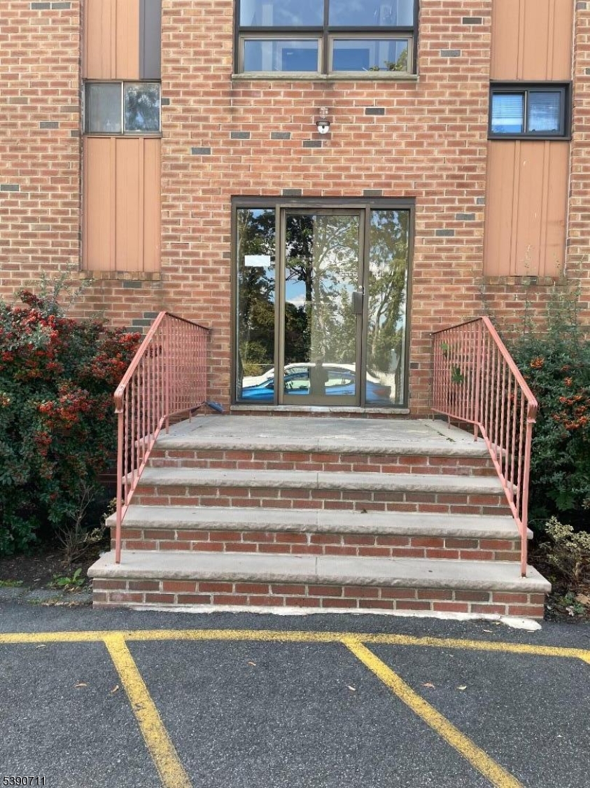 Jordan Arms - Residential Lease