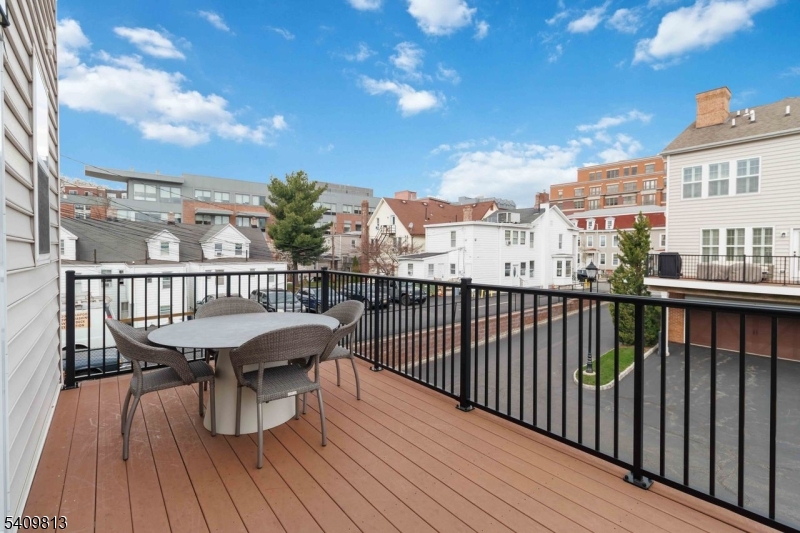 Morristown Square - Residential