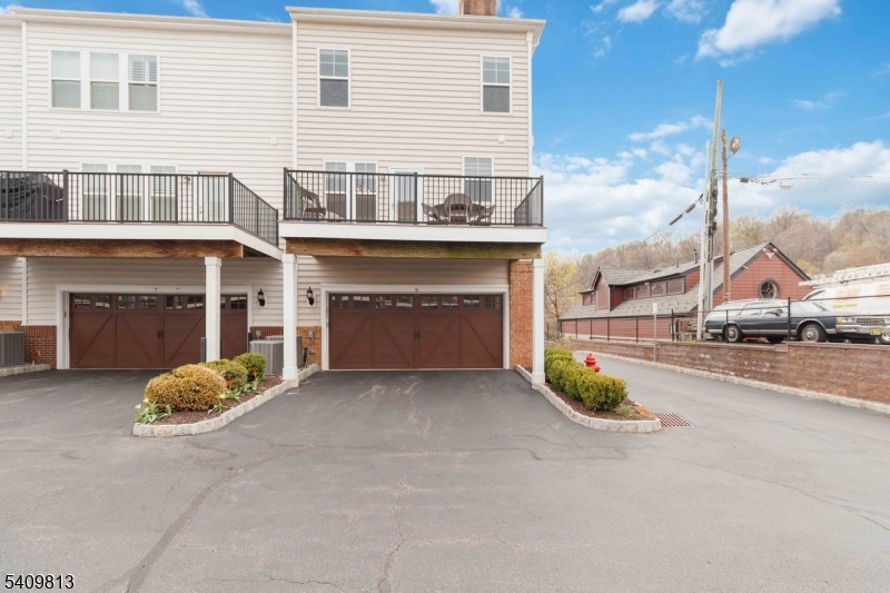 Morristown Square - Residential