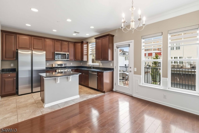 Morristown Square - Residential