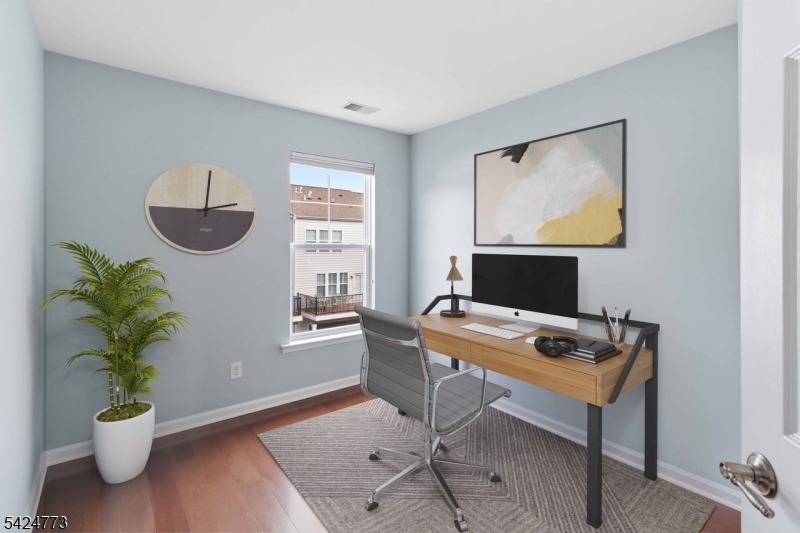 Morristown Square - Residential