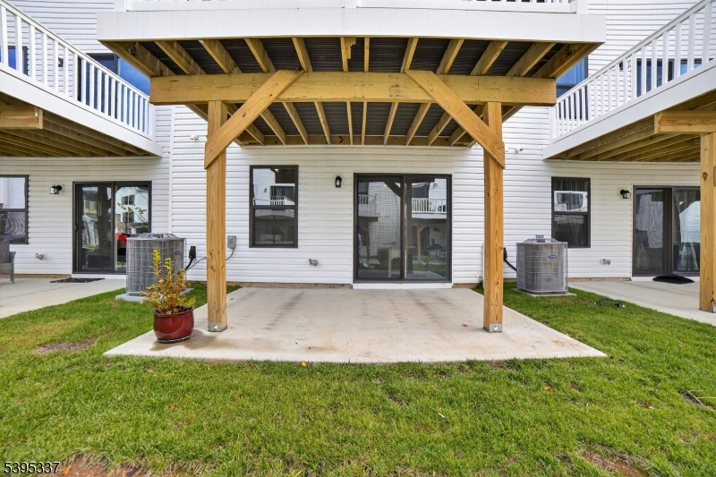 Hackettstown Crossing - Residential