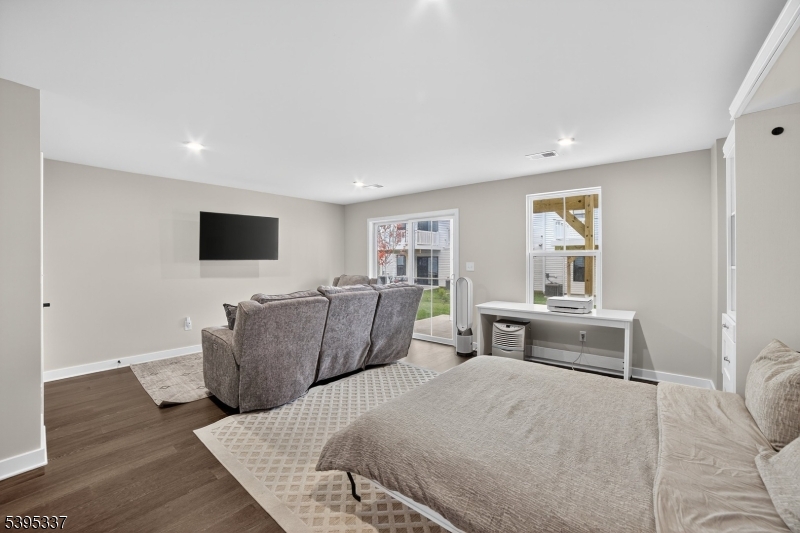 Hackettstown Crossing - Residential