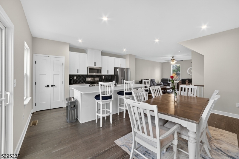 Hackettstown Crossing - Residential