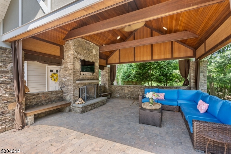 Camelot Woods - Residential