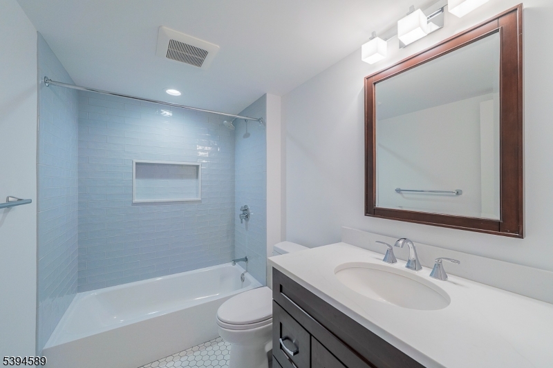 HERITAGE GREENE - Residential