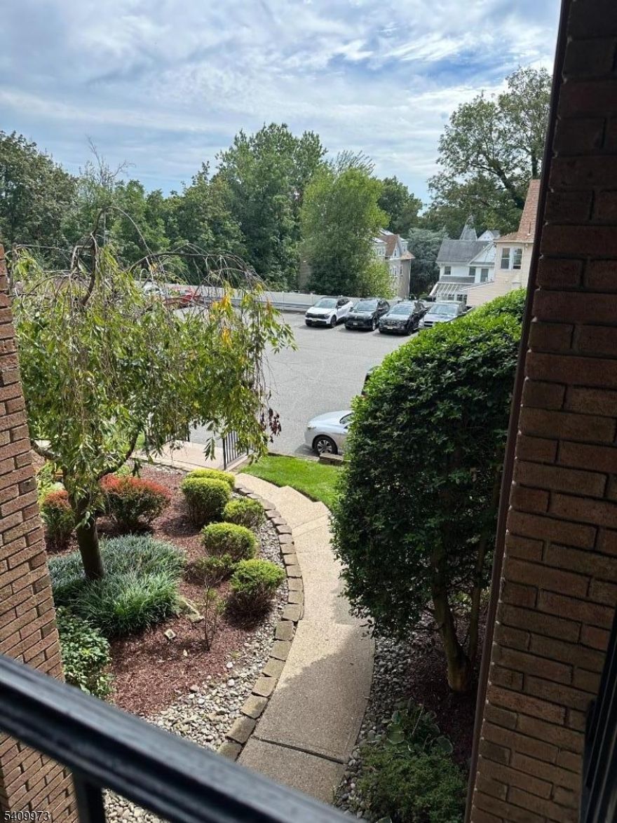 Beautifully renovated 2br condo on 2nd floor with large open kitchen with all appliances and breakfast bar. Conveniently located in walking distance to train/bus/all shopping and houses of worship and minutes to almost literally every highway. Assigned parking and guest parking plus a coin operated laundry room.