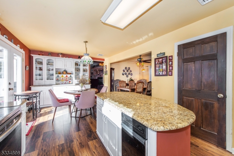 Cliffwood Lake - Residential