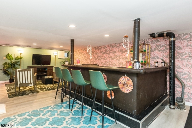 Seven Oaks - Residential Lease