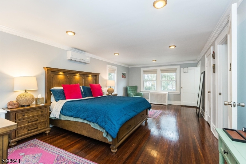 Seven Oaks - Residential Lease