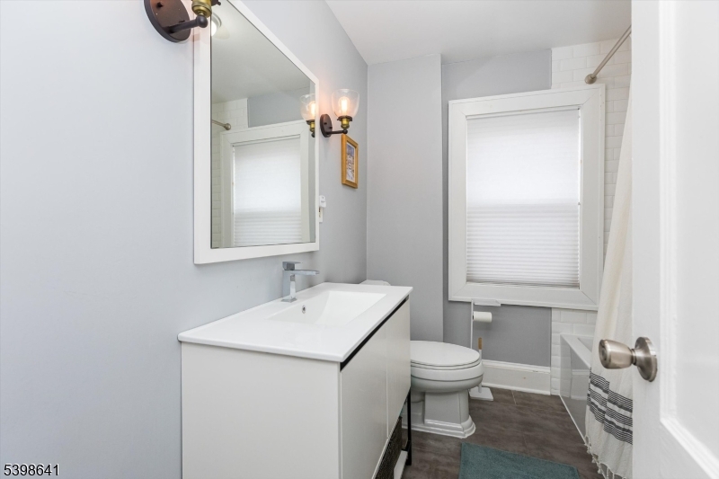 Seven Oaks - Residential Lease