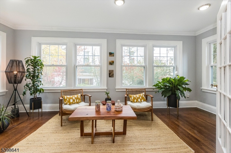 Seven Oaks - Residential Lease