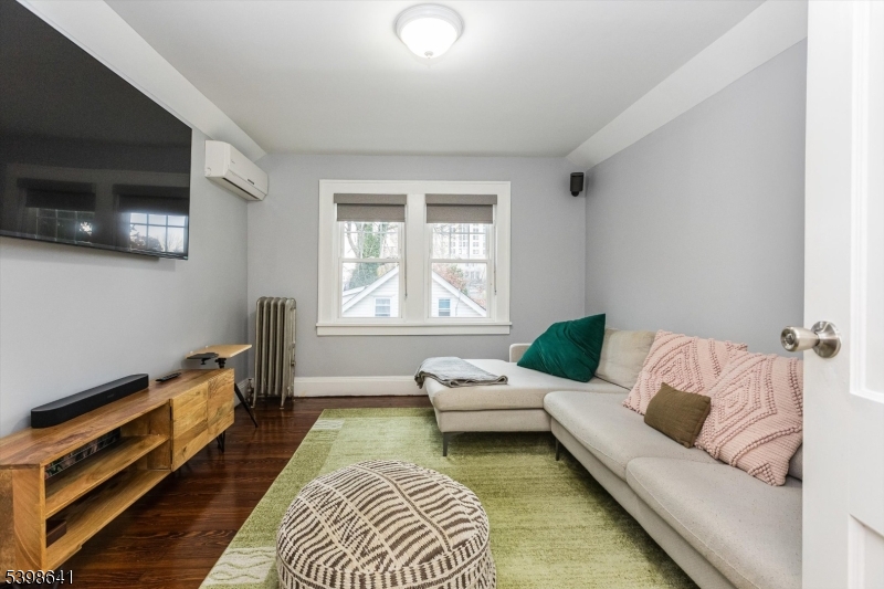 Seven Oaks - Residential Lease