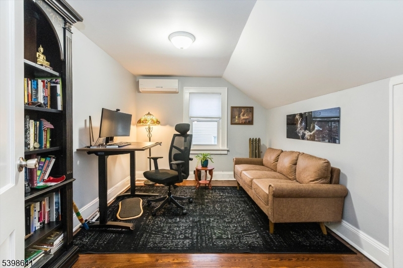 Seven Oaks - Residential Lease