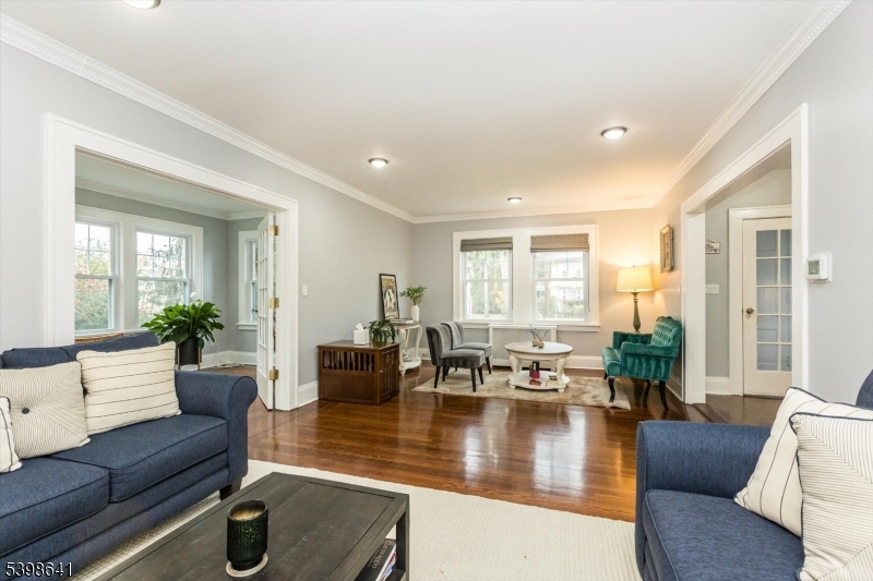 Seven Oaks - Residential Lease