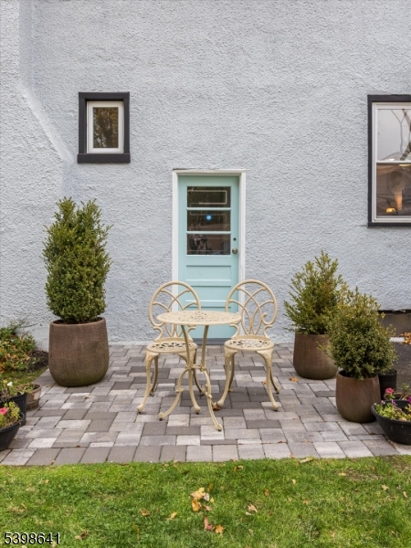 Seven Oaks - Residential Lease