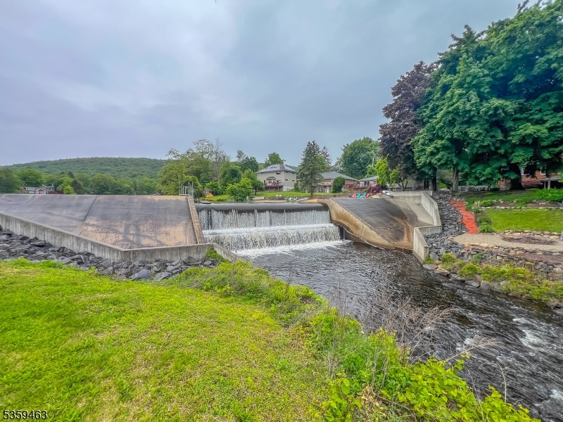 Lake Swannanoa - Residential