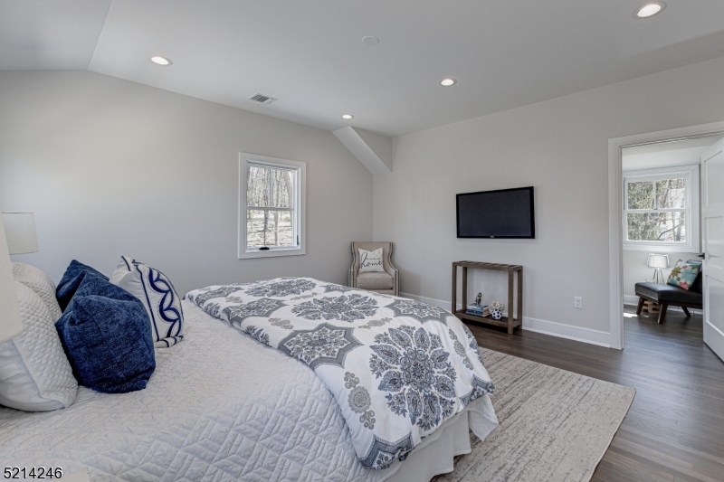 Murray Hill - Residential