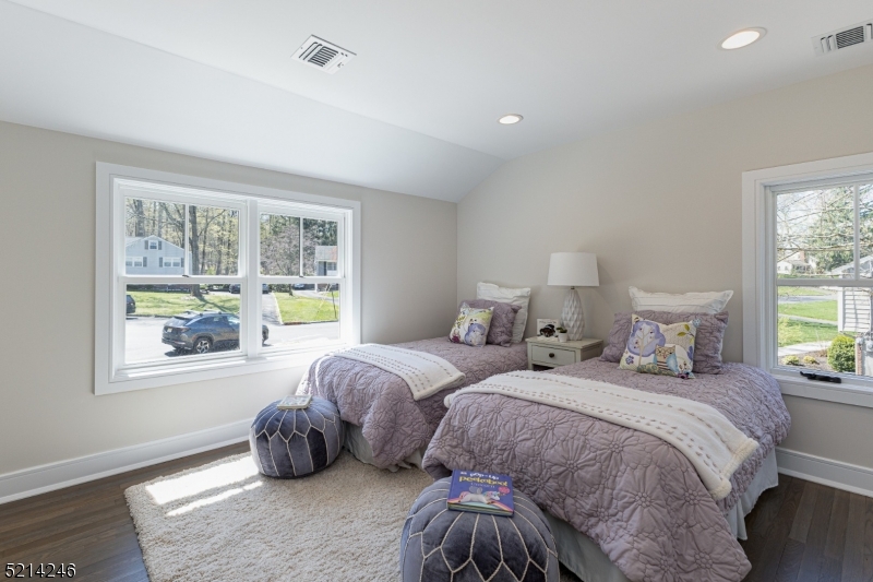 Murray Hill - Residential