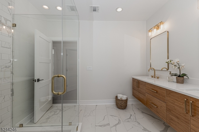 Murray Hill - Residential