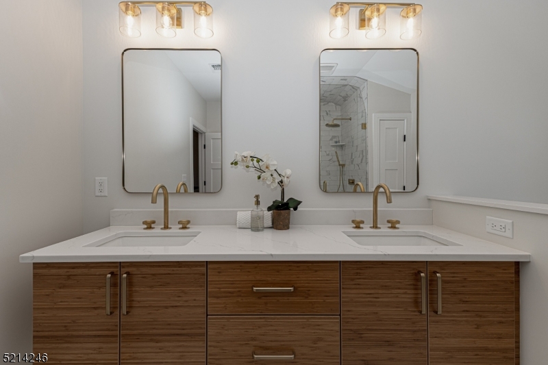 Murray Hill - Residential