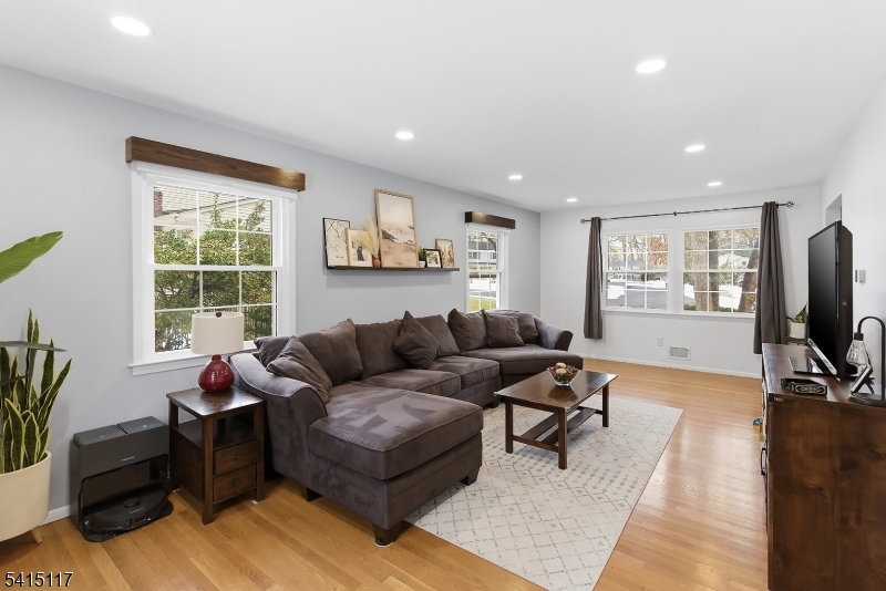 Green Tree - Residential