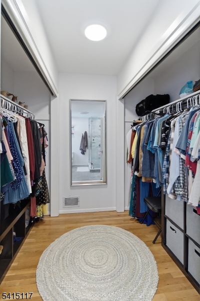 Green Tree - Residential