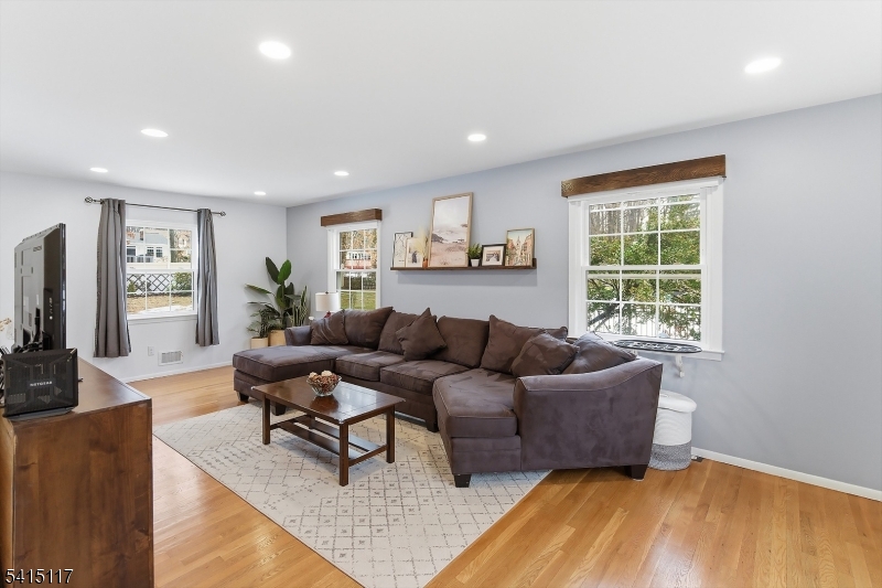 Green Tree - Residential