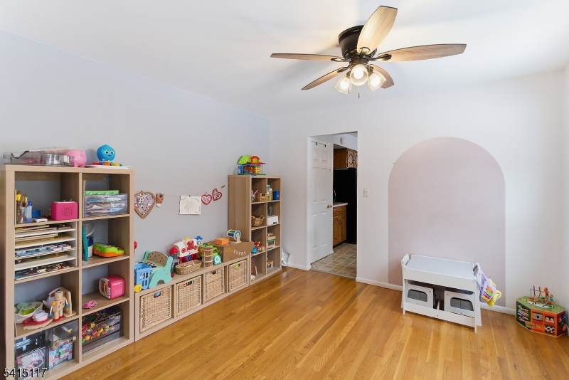 Green Tree - Residential